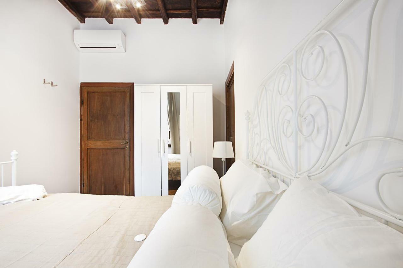 Arenula Luxury Apartment โรม ภายนอก รูปภาพ