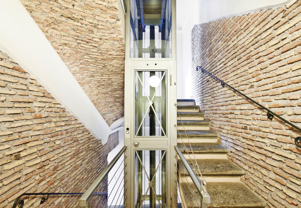 Arenula Luxury Apartment โรม ภายนอก รูปภาพ